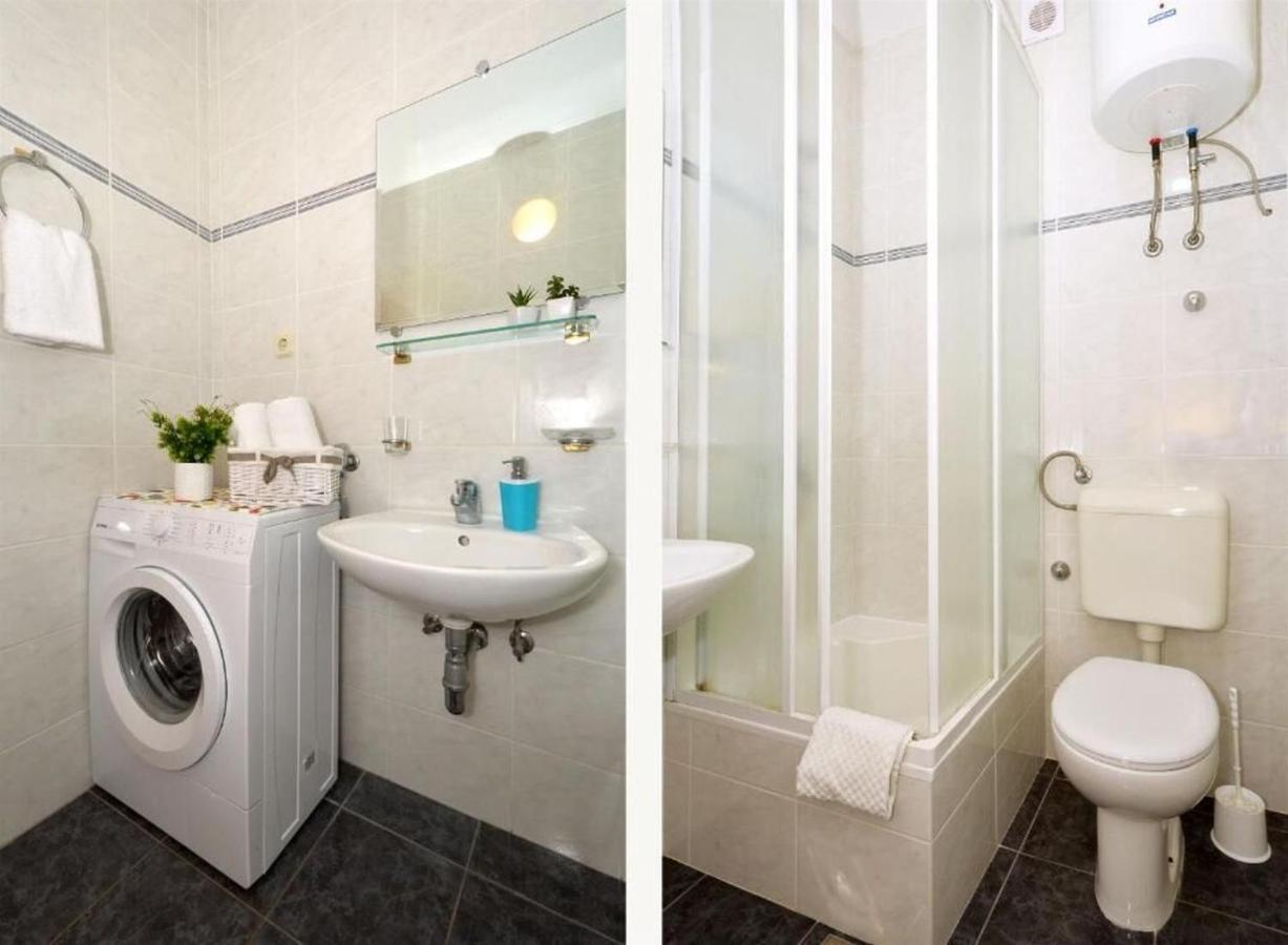 Apartments Sandy Рогозница Екстериор снимка