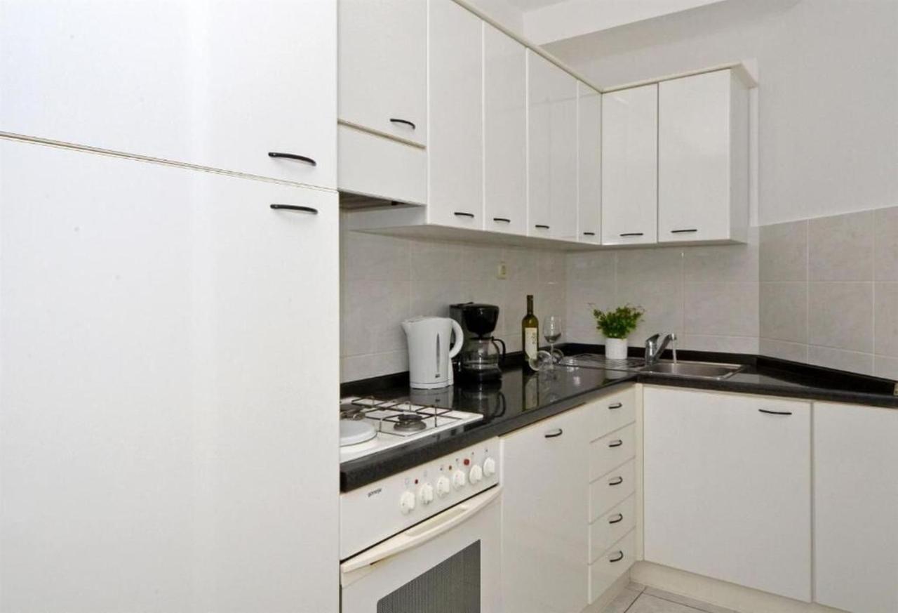 Apartments Sandy Рогозница Екстериор снимка