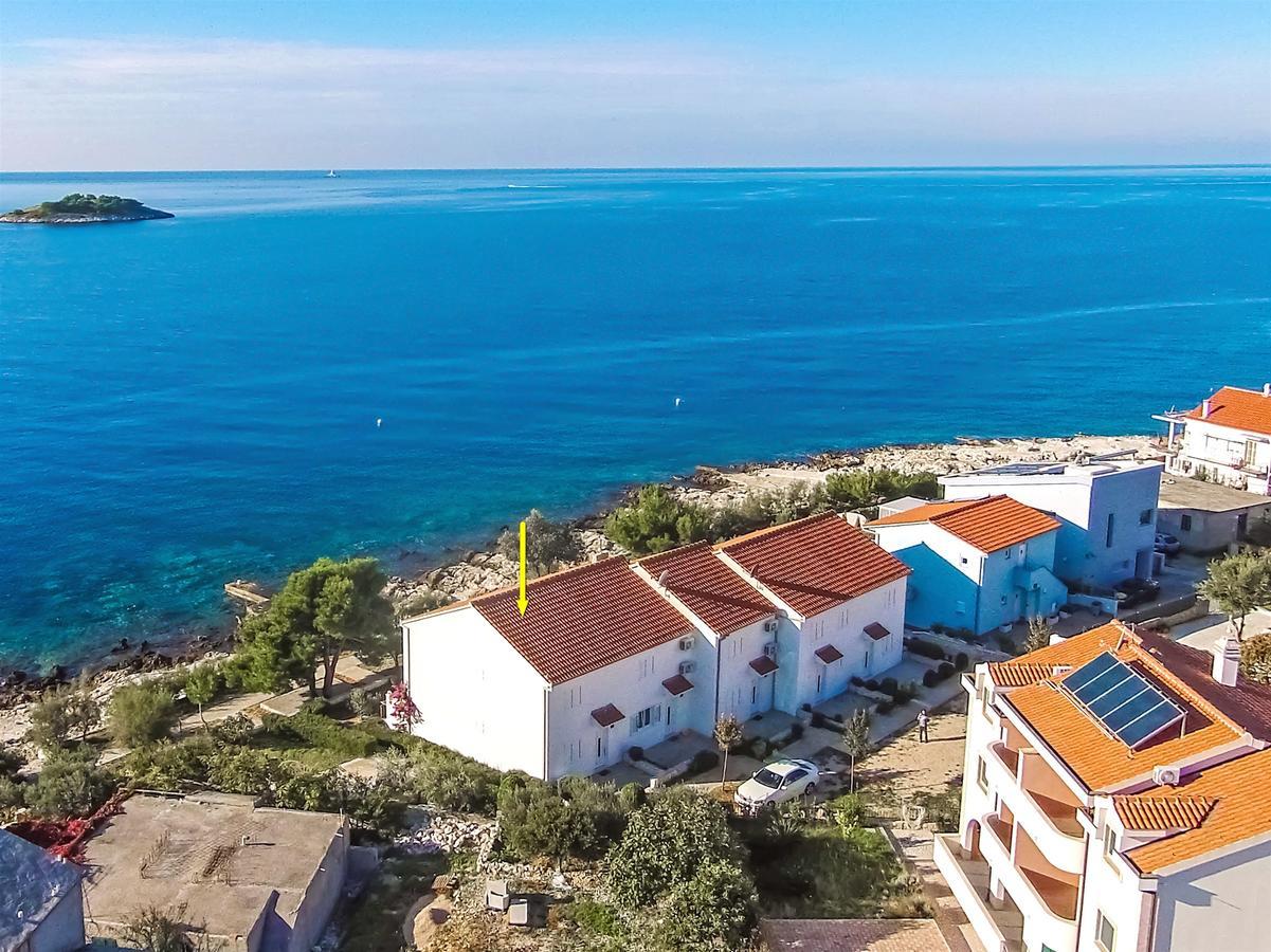 Apartments Sandy Рогозница Екстериор снимка