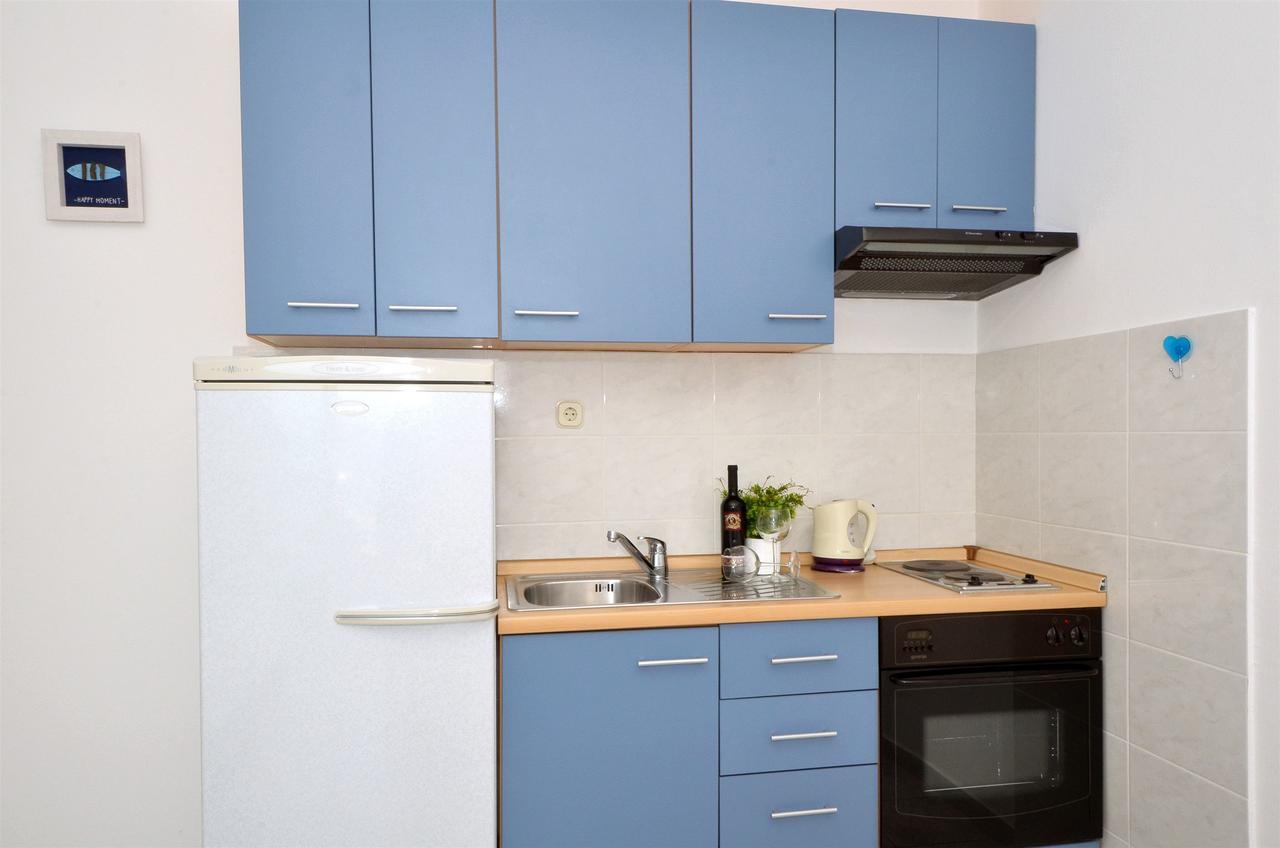 Apartments Sandy Рогозница Екстериор снимка