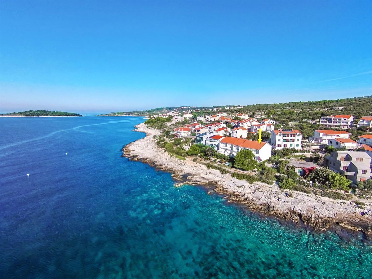Apartments Sandy Рогозница Екстериор снимка